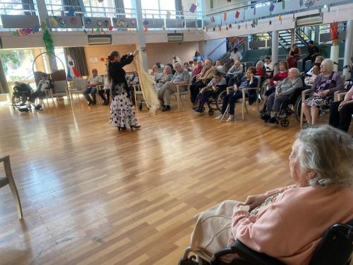 1efb80e6-42d3-47c0-bfce-5143b04b57ff