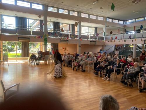 44b19b5f-6692-46b7-b335-1253b5c73dea