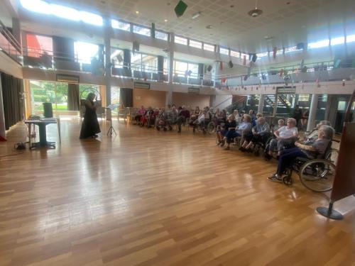 d682f324-9b52-4238-bb84-26422197323d