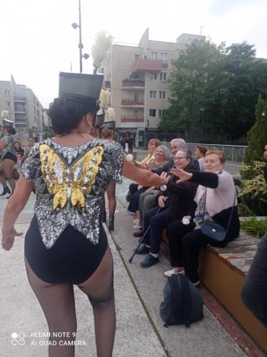 3ecf9247-8c8e-4058-901d-2a8c763dbe9e